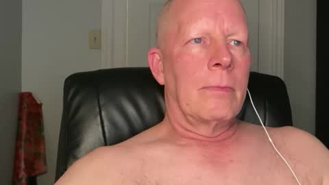 Snapshot of eddygl1968 chatting on November 24, 2025, 3:17 am Eddy online show from November 24, 2025, 3:17 am