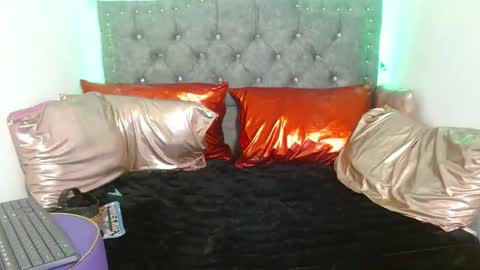 Snapshot of edenivy_lm chatting on May 24, 2026, 9:03 am edenivy_lm online show from May 24, 2026, 9:03 am