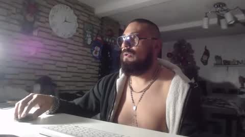 Snapshot of edgarram83 chatting on December 22, 2025, 6:32 am edgarram83 online show from December 22, 2025, 6:32 am