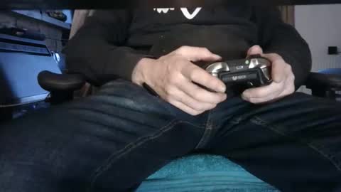 edged biker online show from February 16, 2026, 5:09 pm