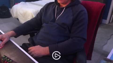 edgemeallnight online show from January 4, 2025, 3:40 am