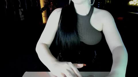 Snapshot of edgequeen69 chatting on October 17, 2025, 9:50 pm EdgeQueen69 online show from October 17, 2025, 9:50 pm