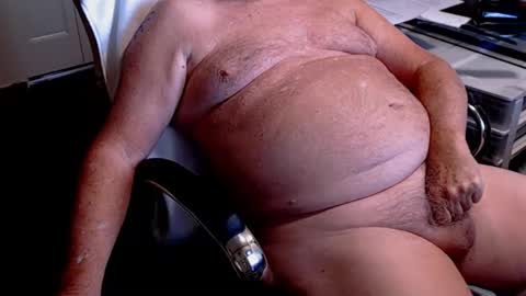 Snapshot of edginginedmonton chatting on November 11, 2025, 8:42 pm edginginedmonton online show from November 11, 2025, 8:42 pm