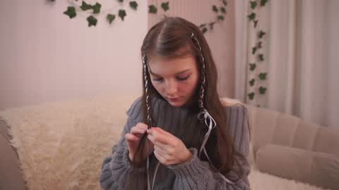 Snapshot of edithgalpin chatting on January 12, 2025, 11:04 pm Lisa online show from January 12, 2025, 11:04 pm