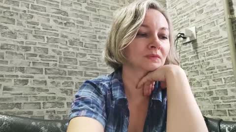 edithmanning online show from December 21, 2024, 10:39 am