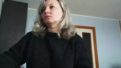 edithmanning online show from April 27, 2026, 8:12 am