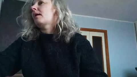 edithmanning online show from April 29, 2026, 6:28 am