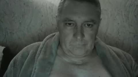 Snapshot of edje59a chatting on October 23, 2025, 12:21 am Eddy online show from October 23, 2025, 12:21 am