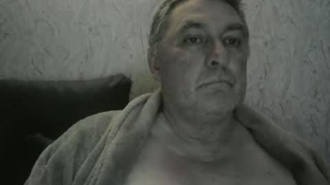 Snapshot of edje59a chatting on November 20, 2025, 12:00 am Eddy online show from November 20, 2025, 12:00 am