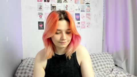 Snapshot of edna_dana chatting on December 24, 2024, 6:50 pm Edna online show from December 24, 2024, 6:50 pm