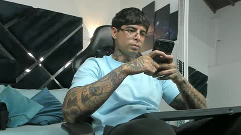 Snapshot of edoardojs chatting on May 23, 2026, 10:58 pm EdoardoJS online show from May 23, 2026, 10:58 pm