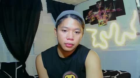 Snapshot of edrianburca052 chatting on January 14, 2026, 5:24 am urasian chub online show from January 14, 2026, 5:24 am