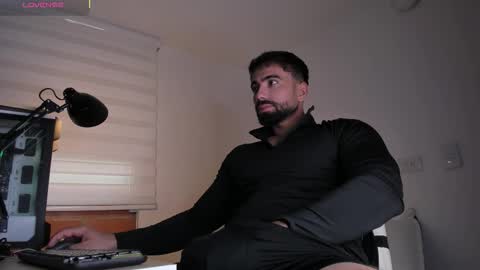 edrick online show from November 18, 2025, 11:14 am