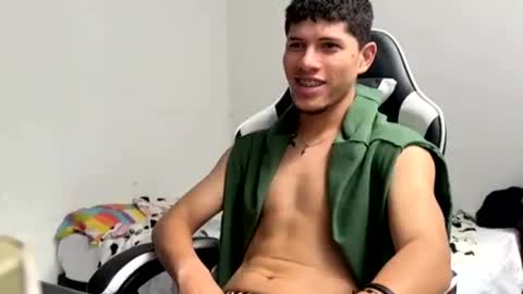 edward_2709 online show from July 29, 2026, 5:44 pm