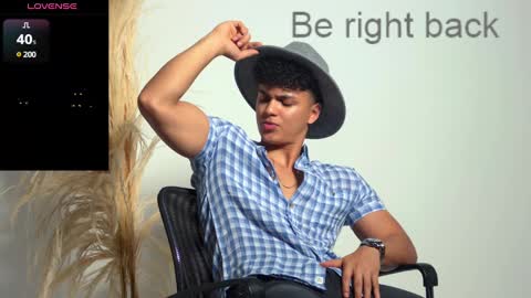 EDWARD CLARCK online show from February 3, 2025, 6:56 am