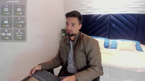 Eduardo online show from February 14, 2025, 3:33 am