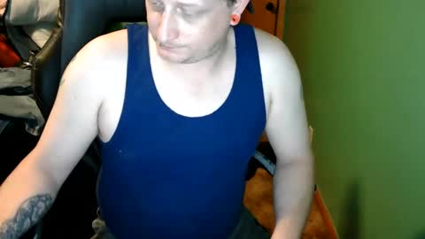 edwardaims_2please online show from May 24, 2026, 8:36 pm
