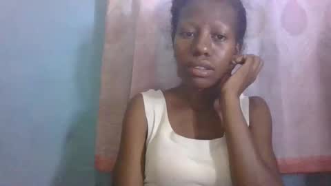 Snapshot of edwige770943 chatting on April 1, 2026, 3:40 am edwige770943 online show from April 1, 2026, 3:40 am