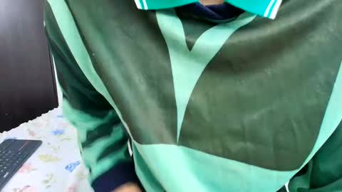 Snapshot of edwinboys chatting on June 10, 2026, 3:11 pm Edwin online show from June 10, 2026, 3:11 pm