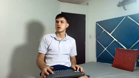 Snapshot of edwinboys chatting on July 16, 2026, 1:06 pm Edwin online show from July 16, 2026, 1:06 pm