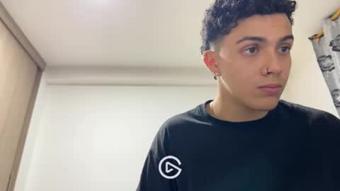 edwisalvatore online show from December 3, 2024, 5:42 am