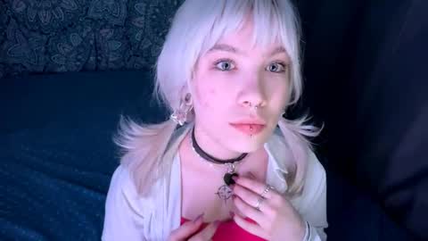 Snapshot of edythecolbert chatting on December 3, 2025, 7:01 pm Rachel online show from December 3, 2025, 7:01 pm