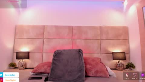 Eevee online show from May 26, 2026, 3:35 am