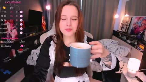 Snapshot of effie_lee chatting on March 5, 2025, 11:38 am Effie online show from March 5, 2025, 11:38 am