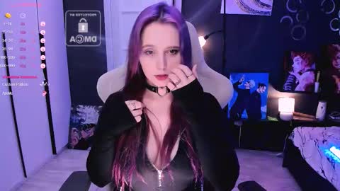 Snapshot of effie_lee chatting on December 23, 2025, 8:45 am Effie online show from December 23, 2025, 8:45 am