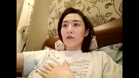 Effy online show from May 11, 2026, 4:04 pm