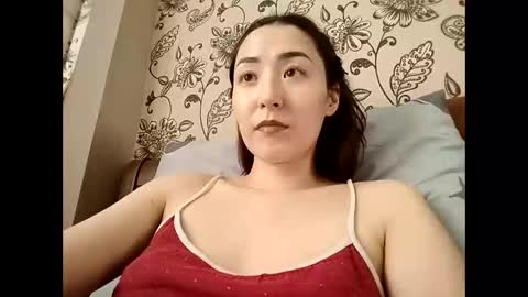 Effy online show from May 12, 2026, 12:13 pm
