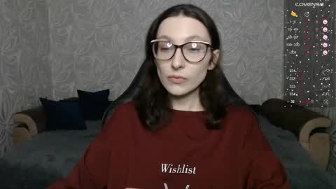 Snapshot of effy_gray chatting on January 16, 2026, 7:34 am Anna online show from January 16, 2026, 7:34 am