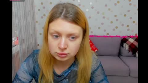 Snapshot of effyangel chatting on December 19, 2024, 7:51 am Effy online show from December 19, 2024, 7:51 am