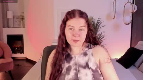 Snapshot of effyblush chatting on October 22, 2025, 1:44 pm Effy online show from October 22, 2025, 1:44 pm