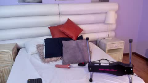    online show from February 28, 2025, 3:48 pm