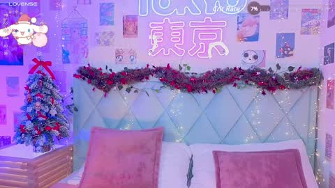 Snapshot of effyevans2 chatting on December 27, 2024, 10:23 am - new video where i CUM in BIO online show from December 27, 2024, 10:23 am