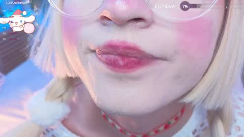 Snapshot of effyevans2 chatting on January 11, 2025, 11:23 am - new video where i CUM in BIO online show from January 11, 2025, 11:23 am