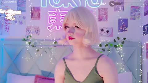 Snapshot of effyevans2 chatting on February 23, 2025, 8:17 am - new video where i CUM in BIO online show from February 23, 2025, 8:17 am