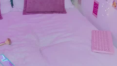 Snapshot of effyevans2 chatting on March 6, 2025, 4:19 am - new video where i CUM in BIO online show from March 6, 2025, 4:19 am