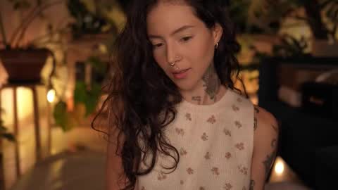 Snapshot of effylowell_ chatting on January 6, 2026, 2:04 am Effy online show from January 6, 2026, 2:04 am