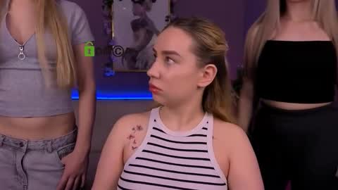 Snapshot of effysosweet chatting on February 28, 2026, 8:32 pm effysosweet online show from February 28, 2026, 8:32 pm