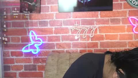 Snapshot of effystone777 chatting on October 25, 2025, 2:02 pm effystone777 online show from October 25, 2025, 2:02 pm