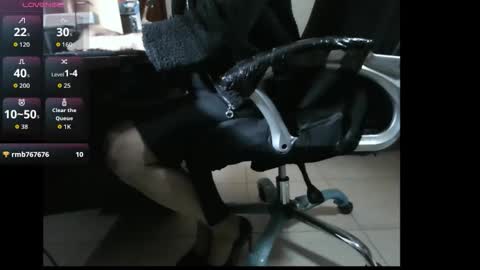 Snapshot of efi_crossou chatting on October 24, 2025, 4:58 pm efi_crossou online show from October 24, 2025, 4:58 pm