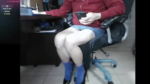 Snapshot of efi_crossou chatting on October 31, 2025, 6:20 pm efi_crossou online show from October 31, 2025, 6:20 pm