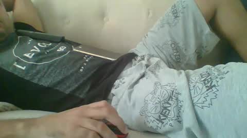 Snapshot of egyman2022 chatting on January 4, 2025, 12:05 pm Im momo 35 Egyptian at Dubai online show from January 4, 2025, 12:05 pm