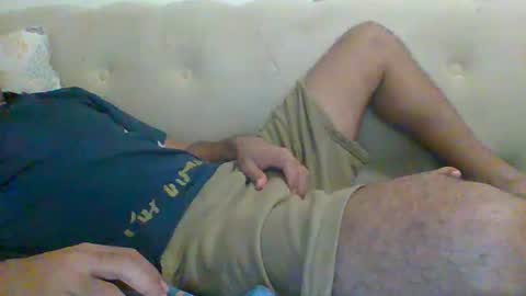 Snapshot of egyman2022 chatting on December 15, 2025, 8:46 pm Im momo 35 Egyptian at Dubai online show from December 15, 2025, 8:46 pm