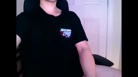 Snapshot of ehhchris chatting on February 11, 2026, 1:21 am ehhchris online show from February 11, 2026, 1:21 am