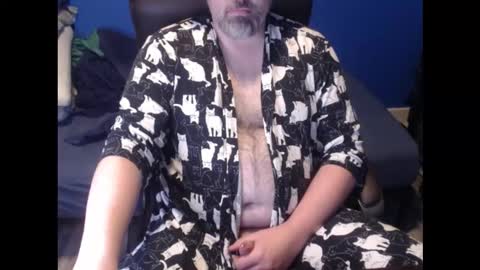 Snapshot of ehmac84 chatting on December 15, 2025, 10:25 pm Eh Mac online show from December 15, 2025, 10:25 pm