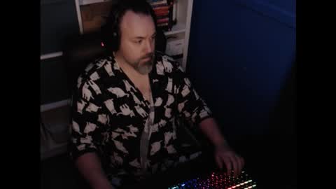 Snapshot of ehmac84 chatting on January 11, 2026, 1:05 pm Eh Mac online show from January 11, 2026, 1:05 pm