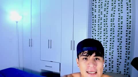 eiden_allenx1 online show from December 2, 2024, 1:57 pm